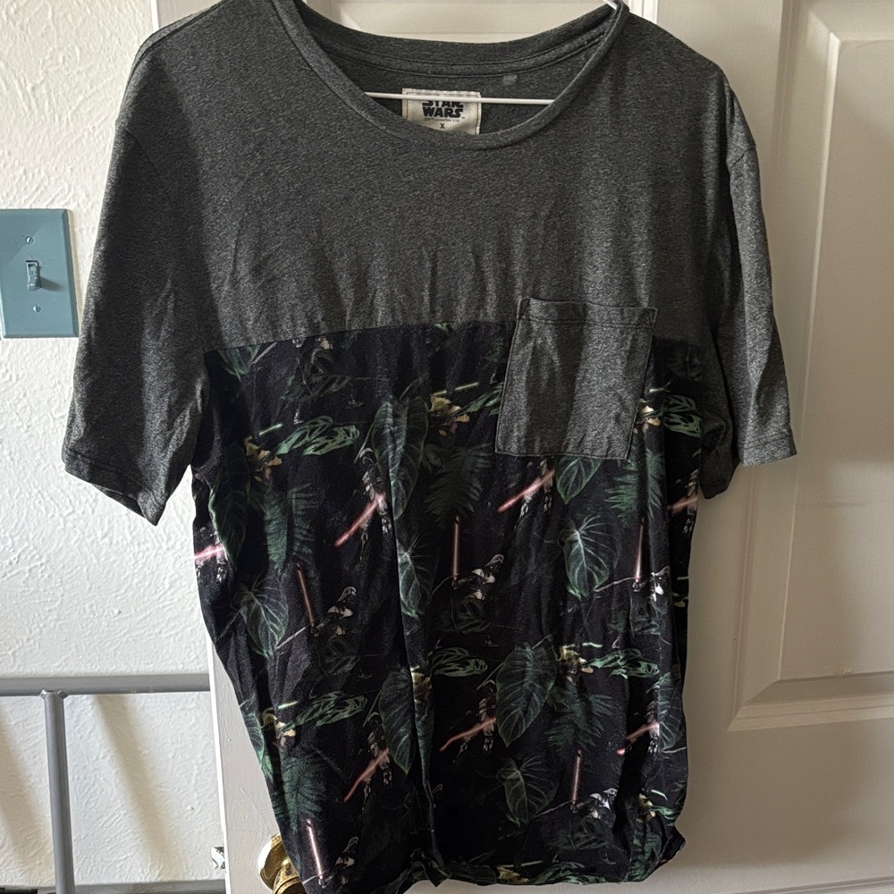 Men's Grey Pocket T-Shirt with Black Tropical Print
